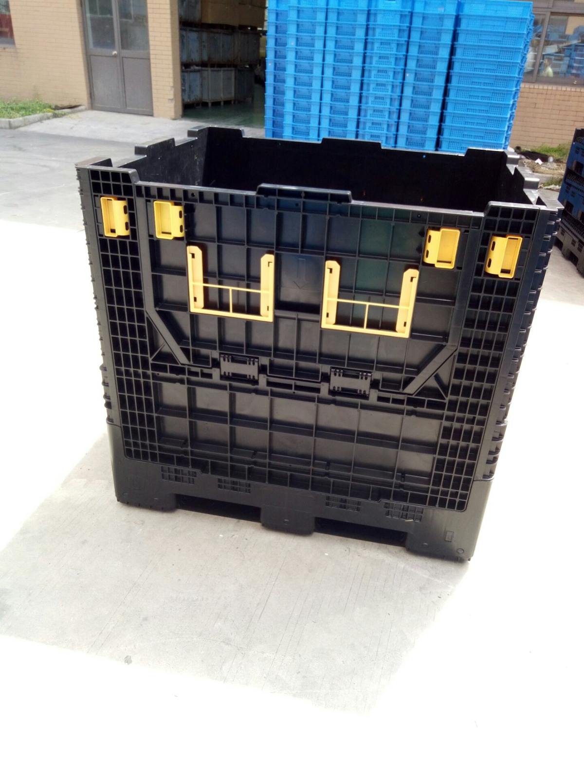 collapsible pallet containers